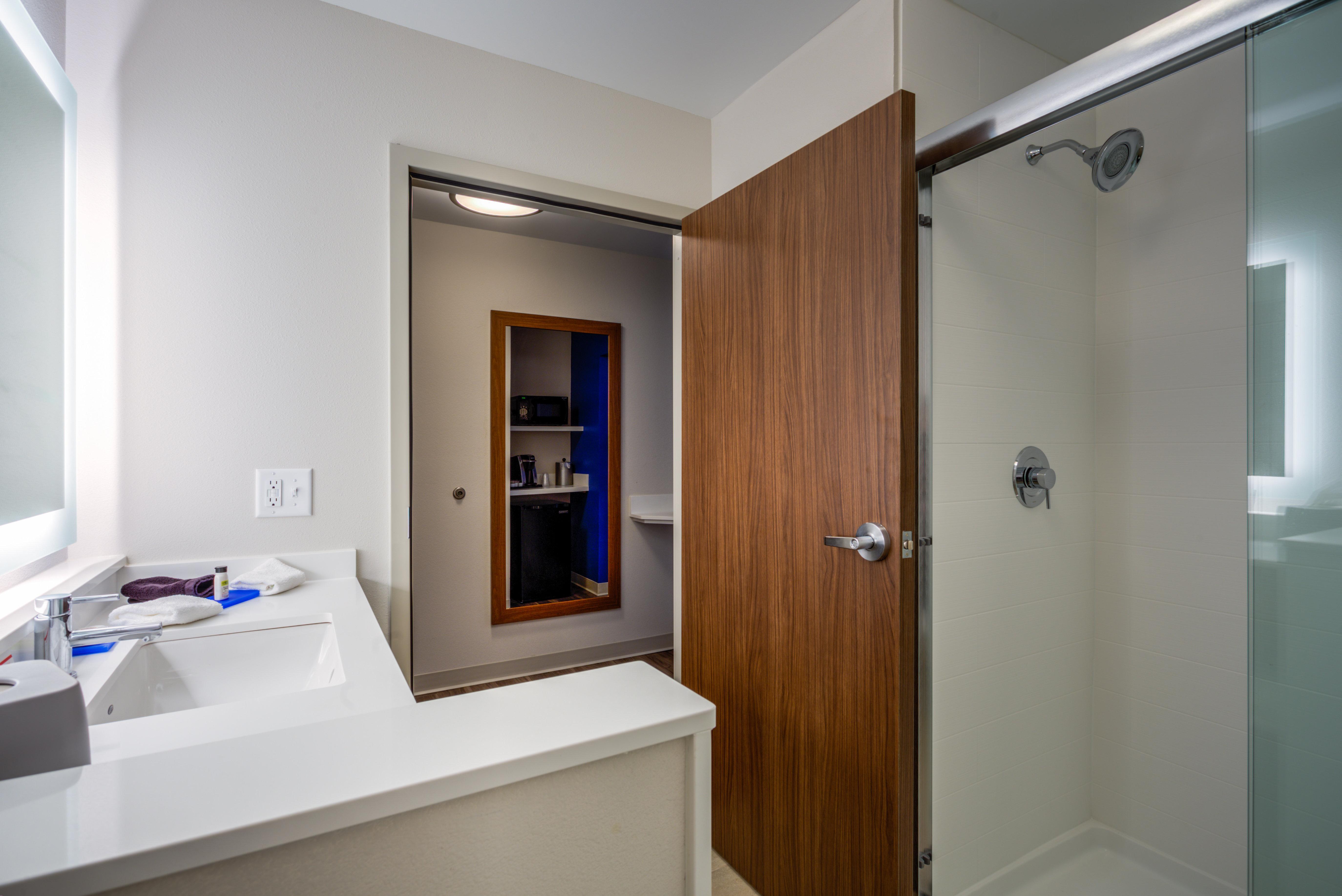 Holiday Inn Express & Suites Reedsville - State Coll Area, An Ihg Hotel Buitenkant foto